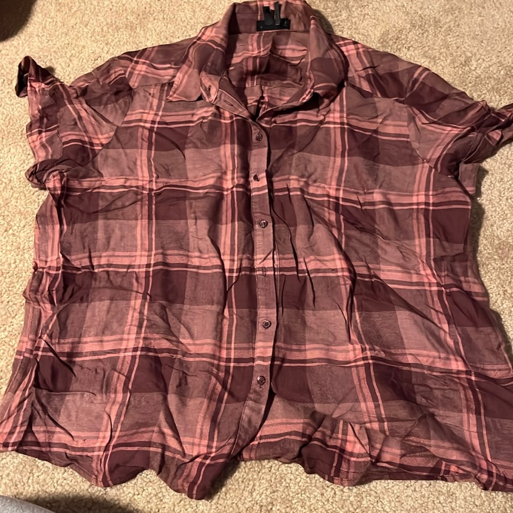 Paige shirtsleeve button down size large